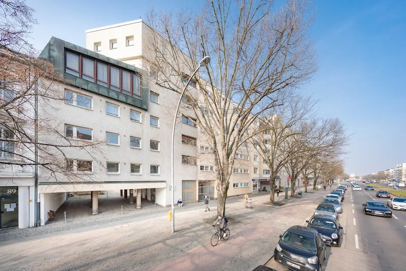 Wohnen ab 60+ Jahren mit WBS - Selbstrenovierer gesucht — photo 1